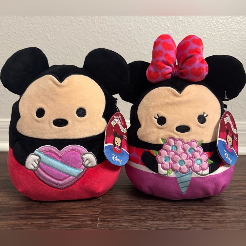 Disney Squishmallows Mickey & Minnie Valentine’s Day Edition 8”